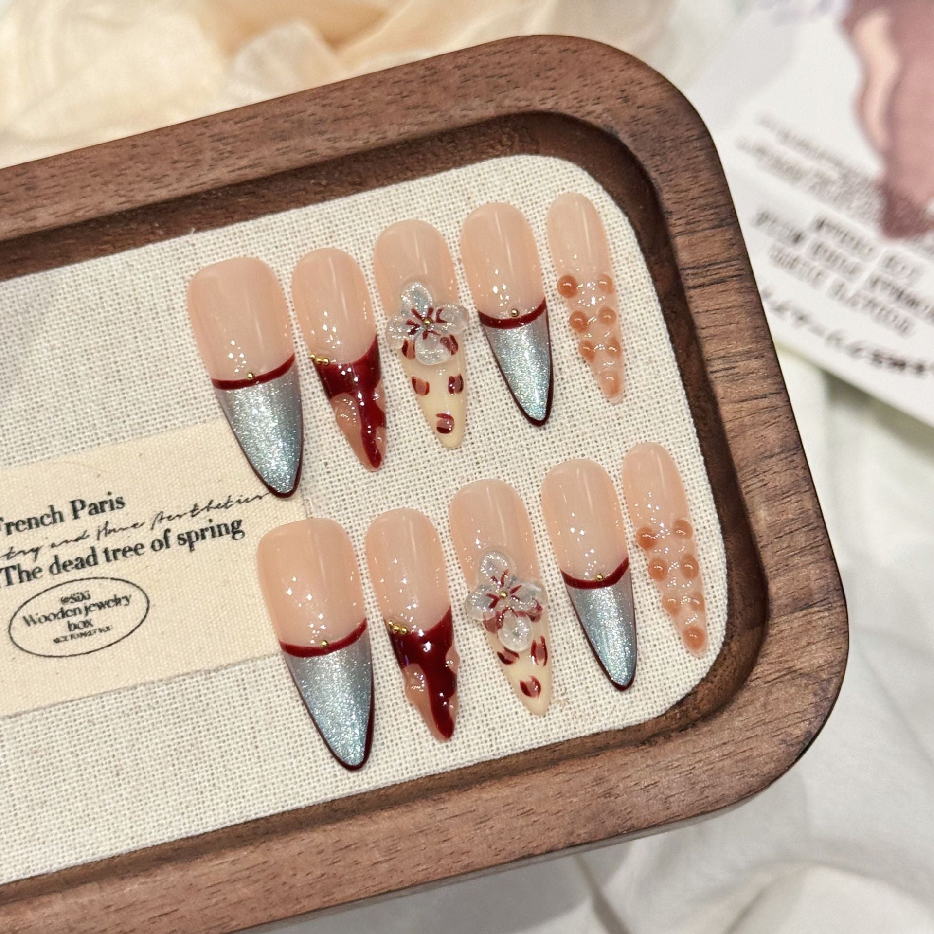 Red Silver Glitter Floral Press On Nails