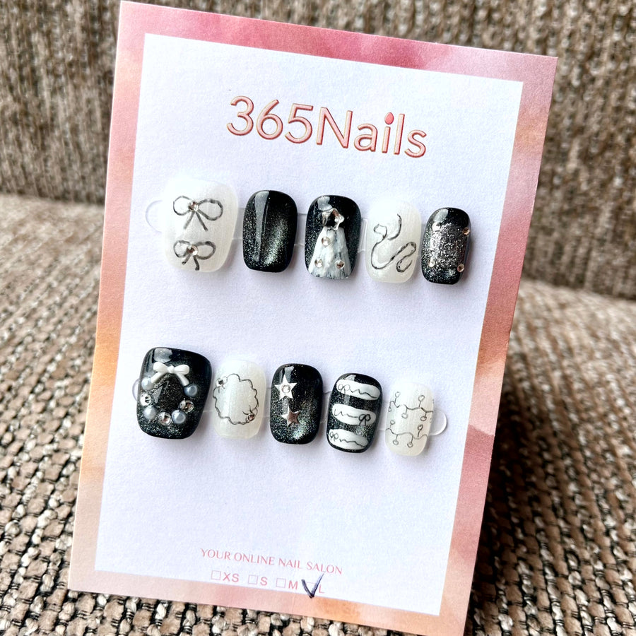 365nails: "Noir Ballet" – Hand-Painted Monochrome Short Square Nails