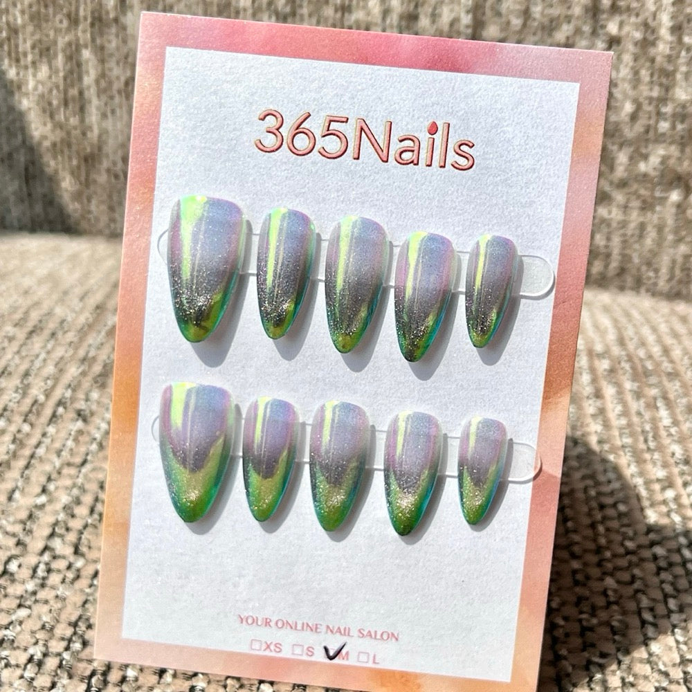 365nails: Aurora Shimmer – Handmade Medium Stiletto Press-On Nails