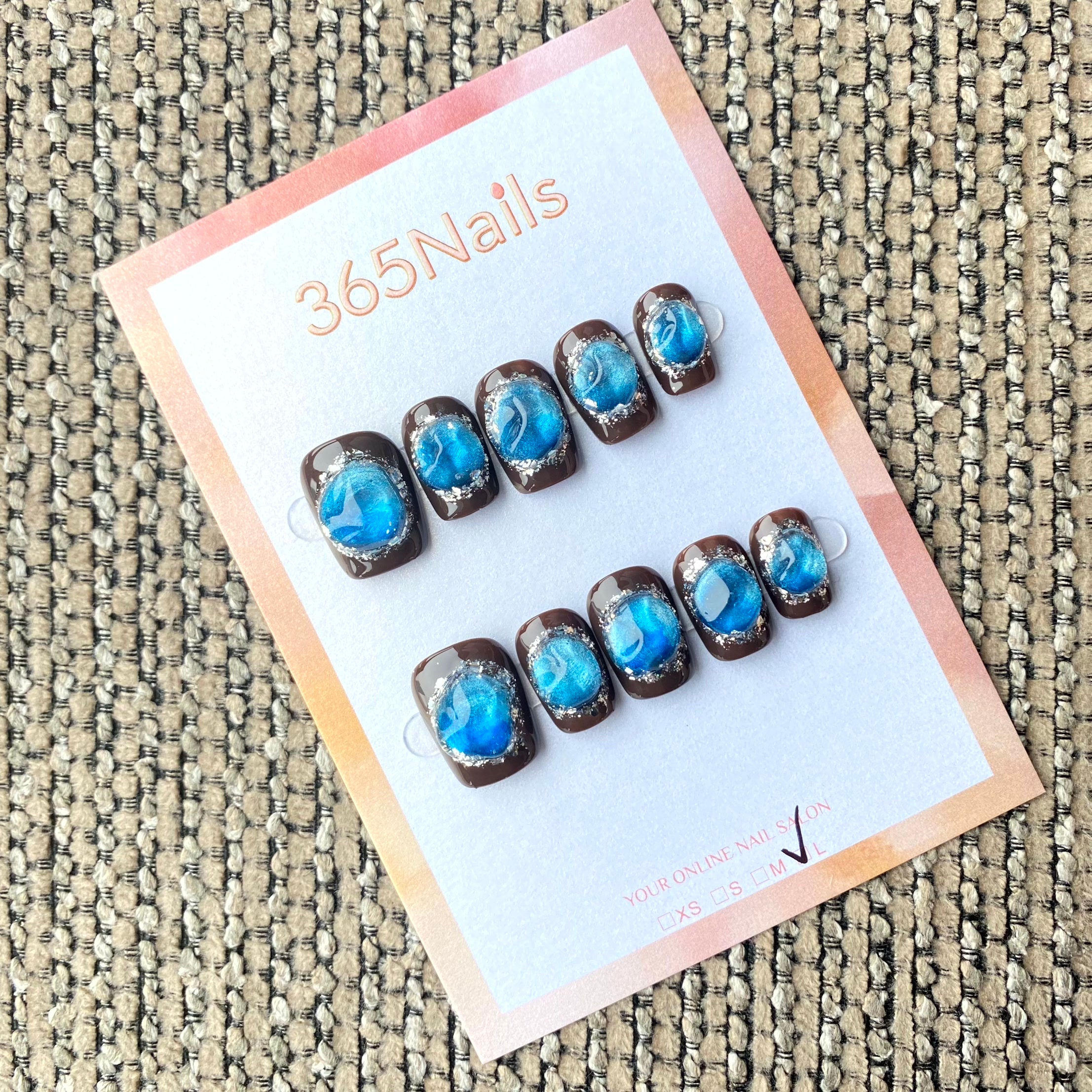 365nails：「神秘綠松石」—3D 寶石與棕色果凍 手工製 方圓形穿戴甲