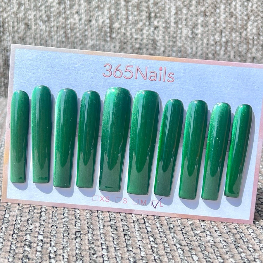 365nails: "Emerald Cascade" – 딥 그린 단색 수제 프레스온 롱 코핀형 네일