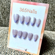 365nails: "Brume de Lavande" – French tip dégradé, ongles press-on faits main, ongles amande courts