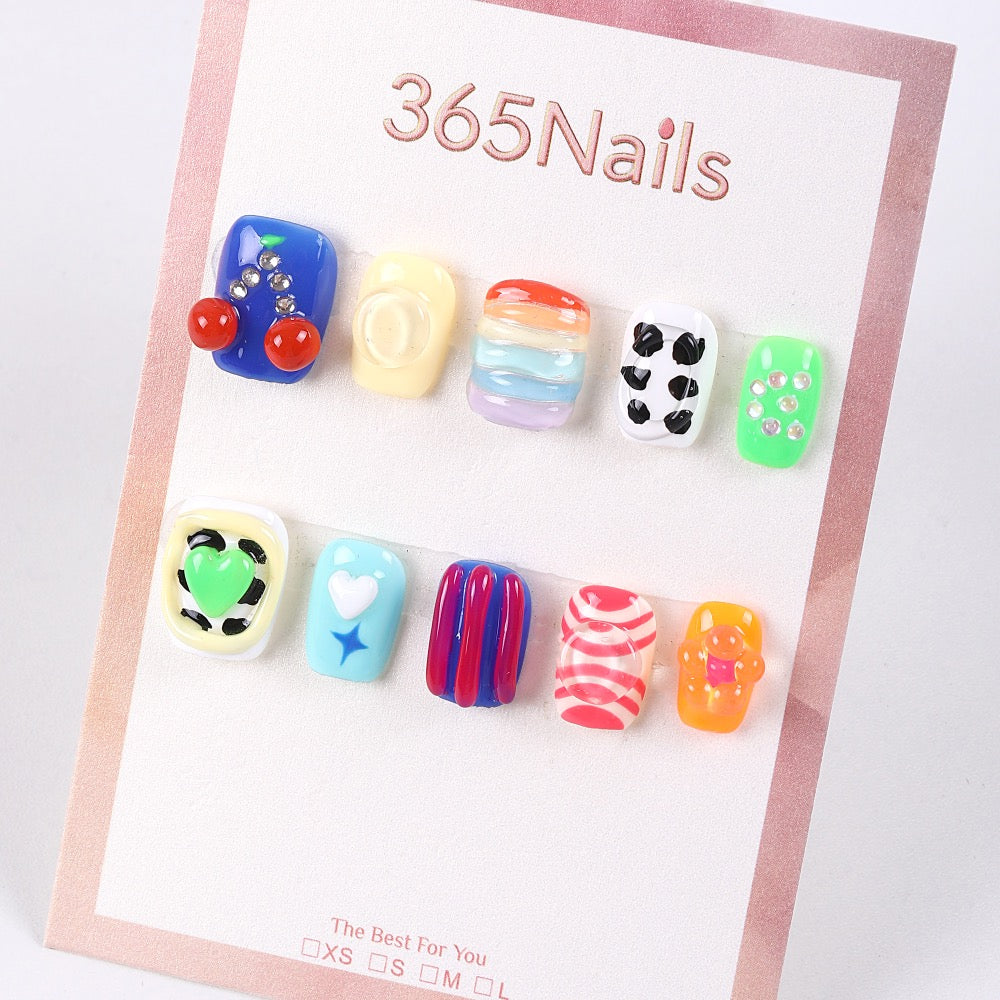 365Nails Candy Pop Hand‑Painted Short Tips