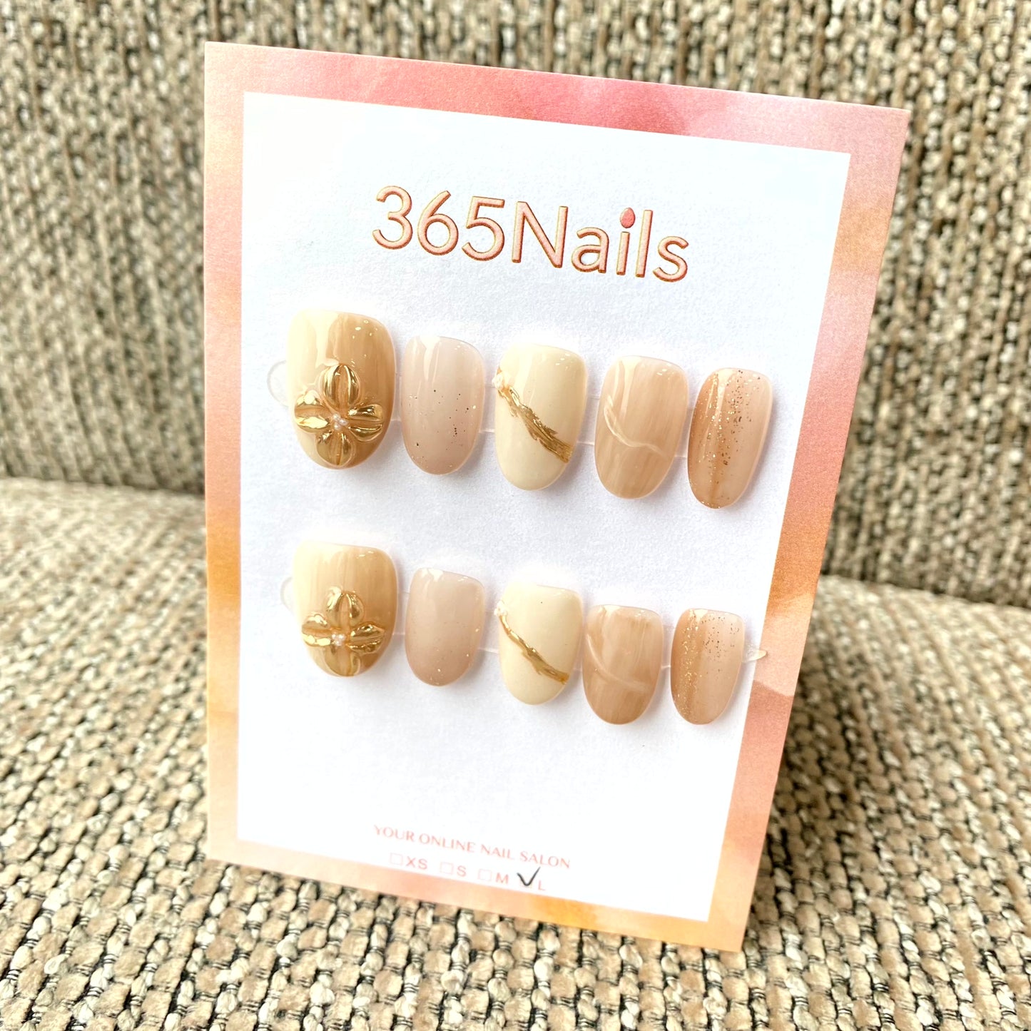 365nails: "Minimalist Gold Slash" – 3D Metallic Accent & Sheer Nude Handmade Oval Nails