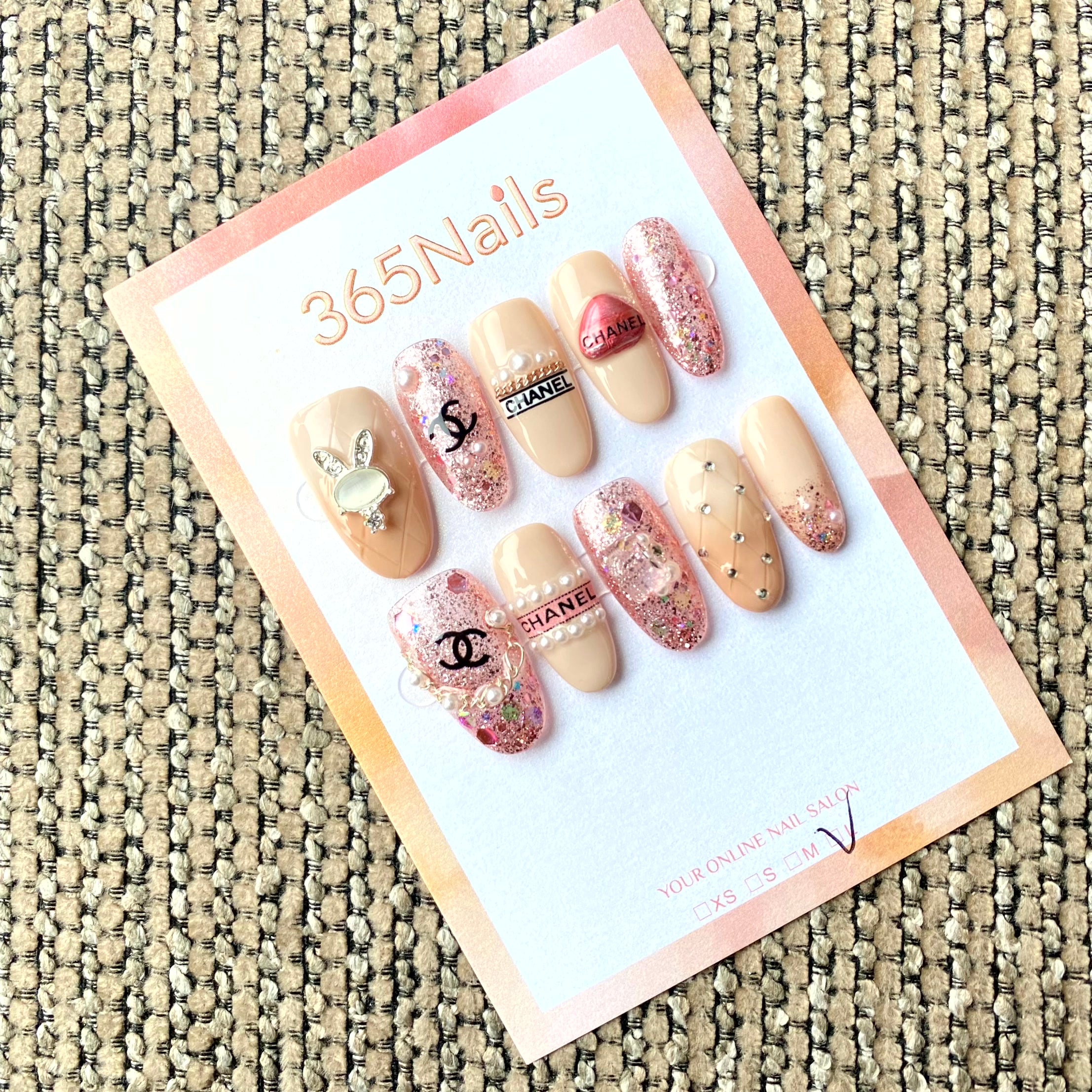 Luxury Logo 365nails: "Pink Coquette Luxury" – 3D Bunny & Pearl Chain Handmade Oval Nails