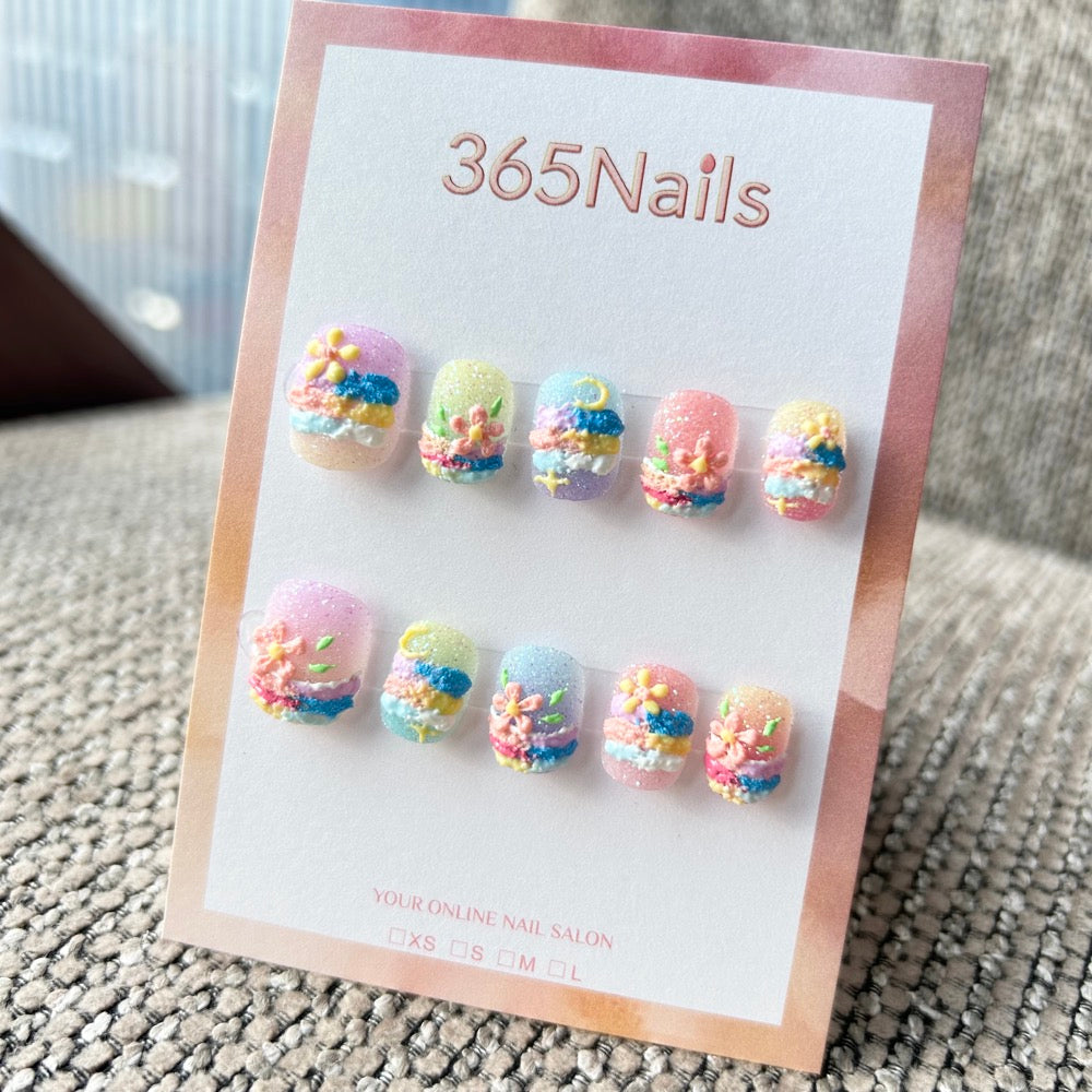Sweet & Dopamine: "Pastel Icing Dream" – Sugary Glitter Base, 3D Layered Cream Texture, Flower & Moon Short Nails