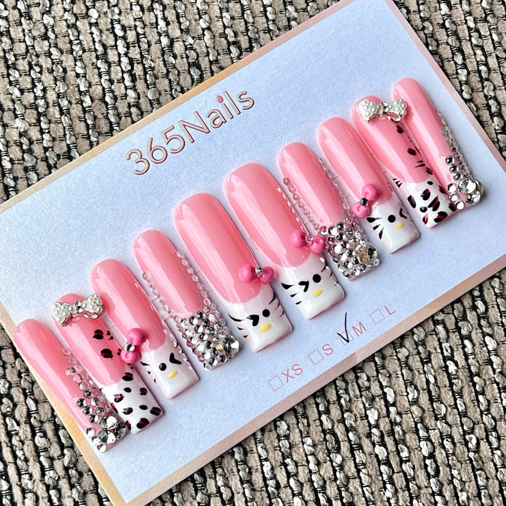 365nails: "Kitty's Dream" – 3D 캐릭터 & 라인스톤 수제 스퀘어형 네일