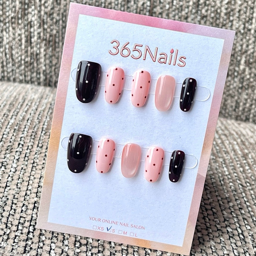 365nails: "Vintage Polka Dot Mix" – Hand Painted Press On Medium  Almond Handmade Nails