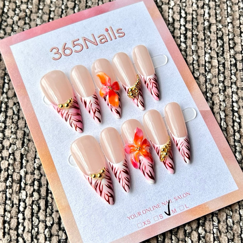365nails 트로피컬 블룸 프렌치 — 손으로 그린 플라워·지브라 프렌치 스틸레토형 네일