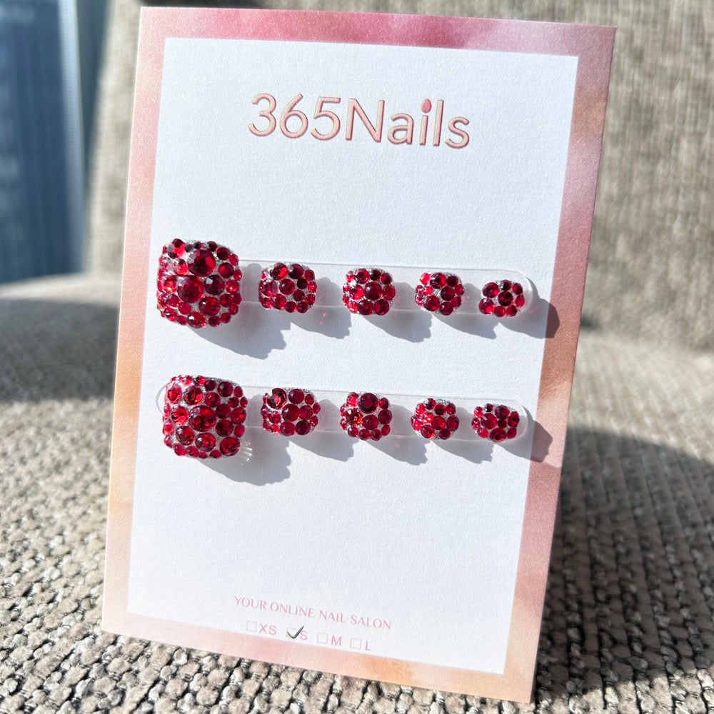 365nails: "ruby red rhinestone" – handmade press-on toenails / pedicure