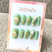 365nails: "천상의 화려함" – 3D 골드 & 플로럴 수제 스퀘어형 네일