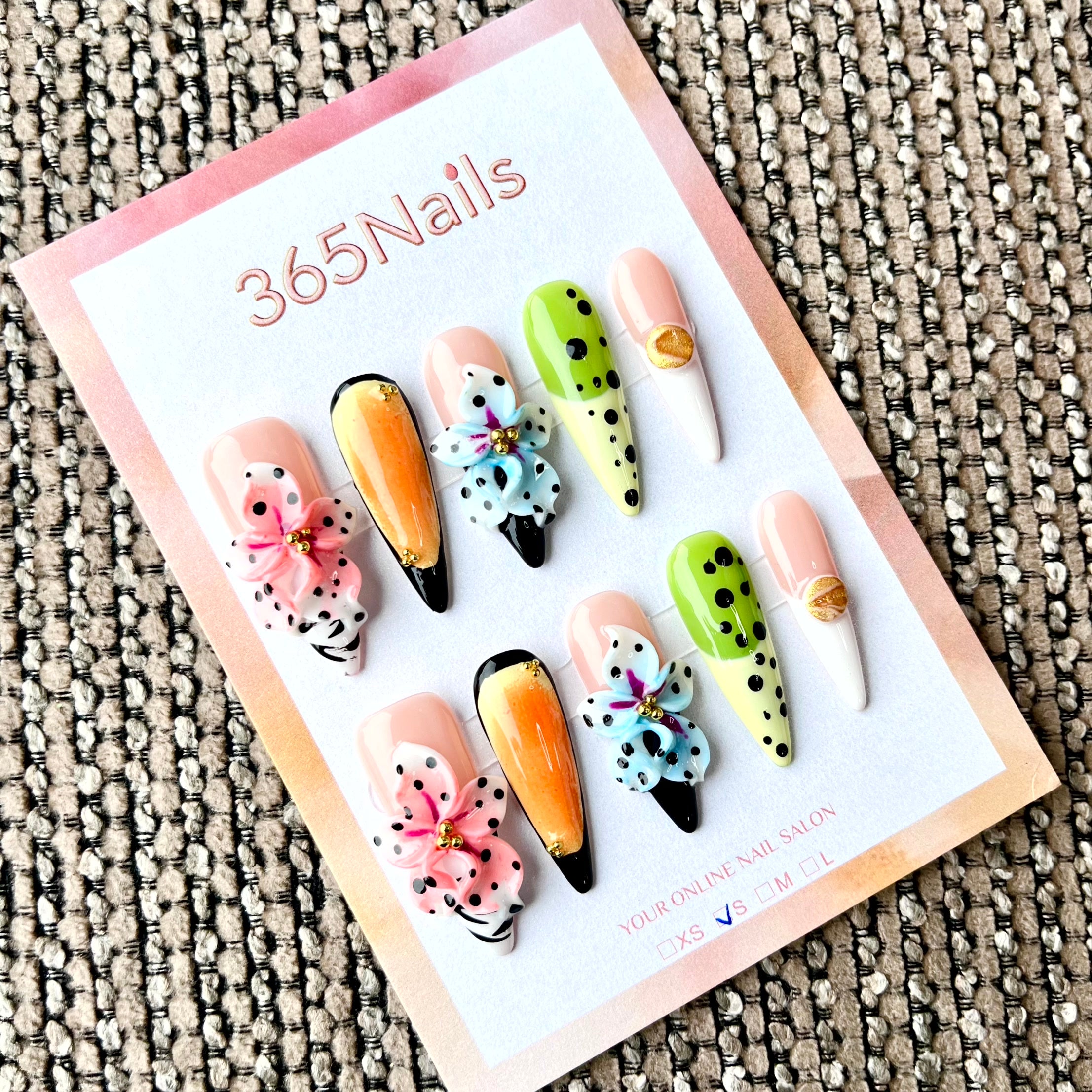 Tropical Bloom: "Dalmatian Lily" – Long Stiletto Press-on Nails