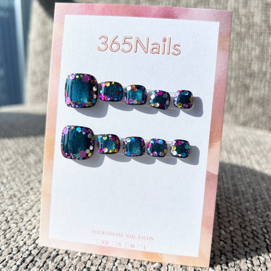 365nails: "teal confetti border" – handmade press-on toenails / pedicure