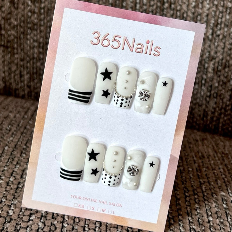 White Star Square - White Black Star Square Press-On Nails