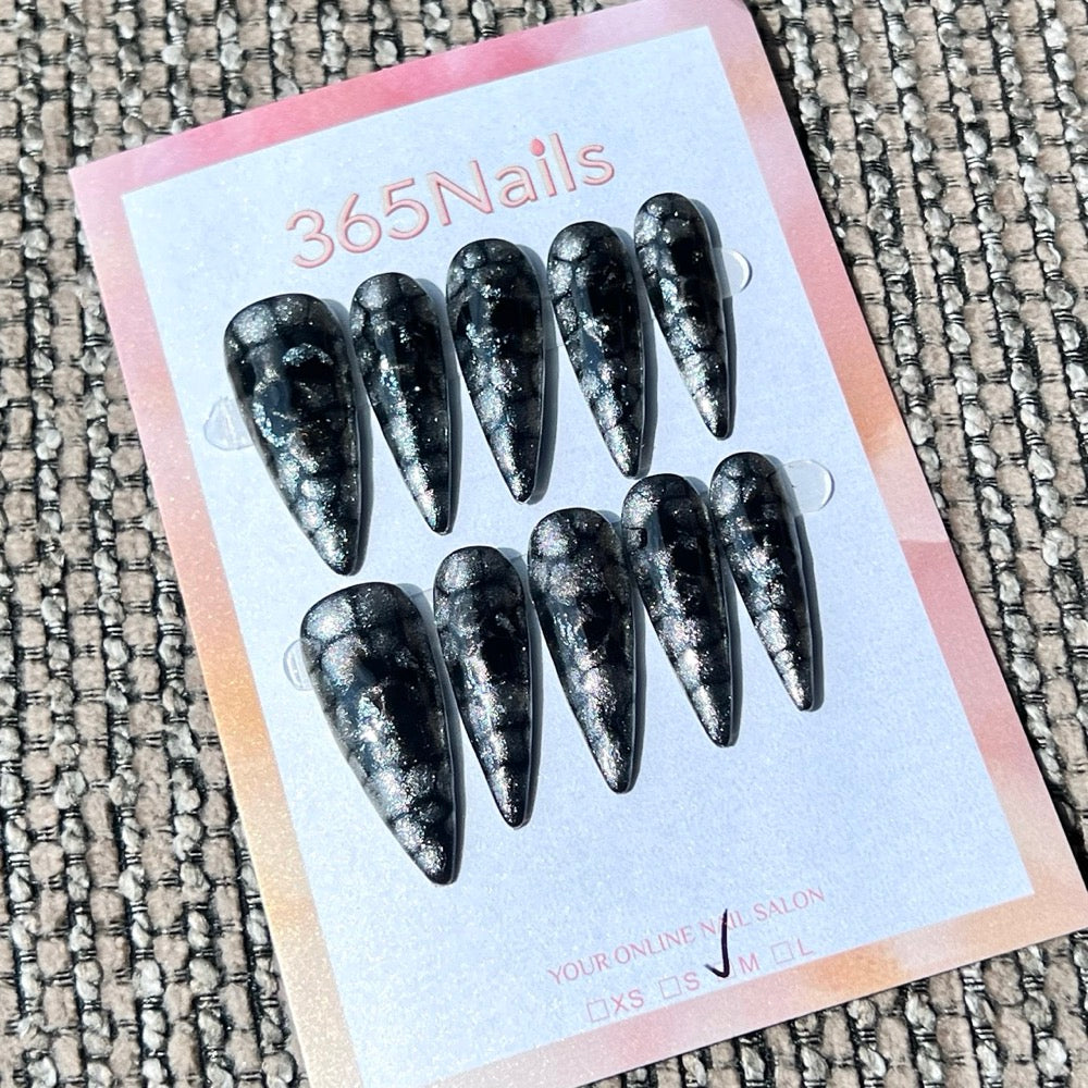 365nails: "Metallic Snake Scale" – Stiletto Handmade Press-On Nails