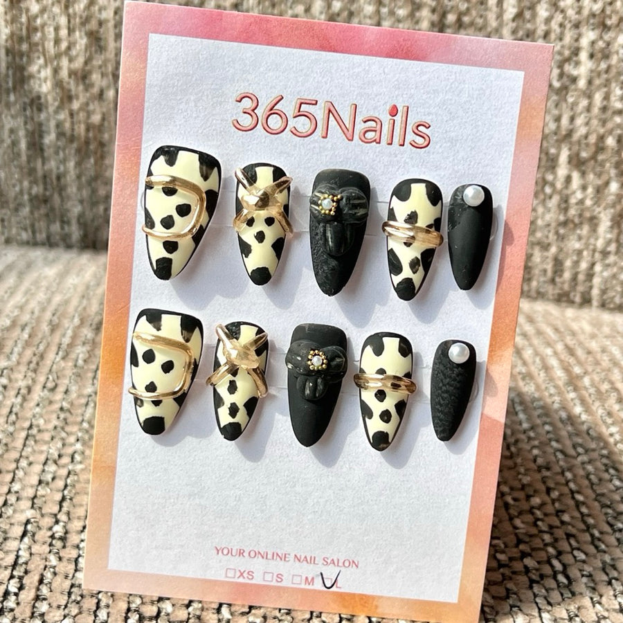365nails: "Black Cow Print Gold D Ring" – Handmade Short Almond Press-On Nails