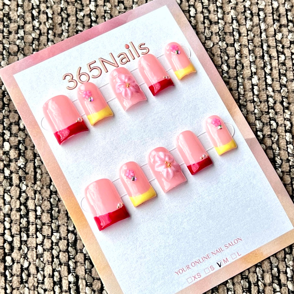Rose manucure française avec fleur - Vente en gros : ongles press-on ultra-doux, ajustement flexible, fait main (MOQ=100)