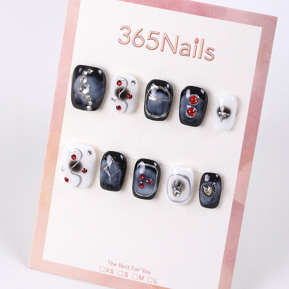365Nails Smoke Noir Hand‑Painted Short Tips