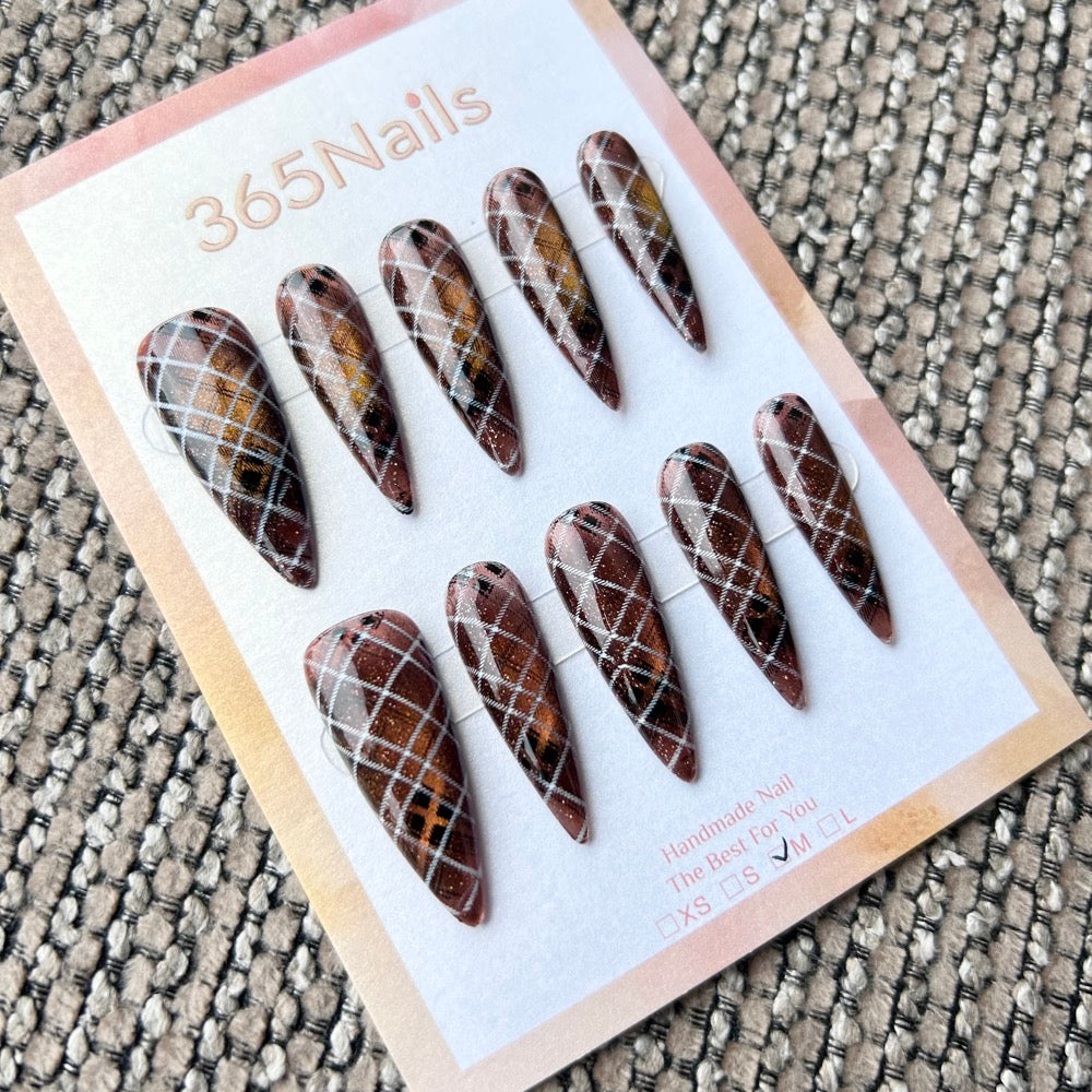 Femme Fatale: "Amber Argyle" – Glossy Brown Tortoiseshell Plaid with White Grid Lines Long Stiletto Nails
