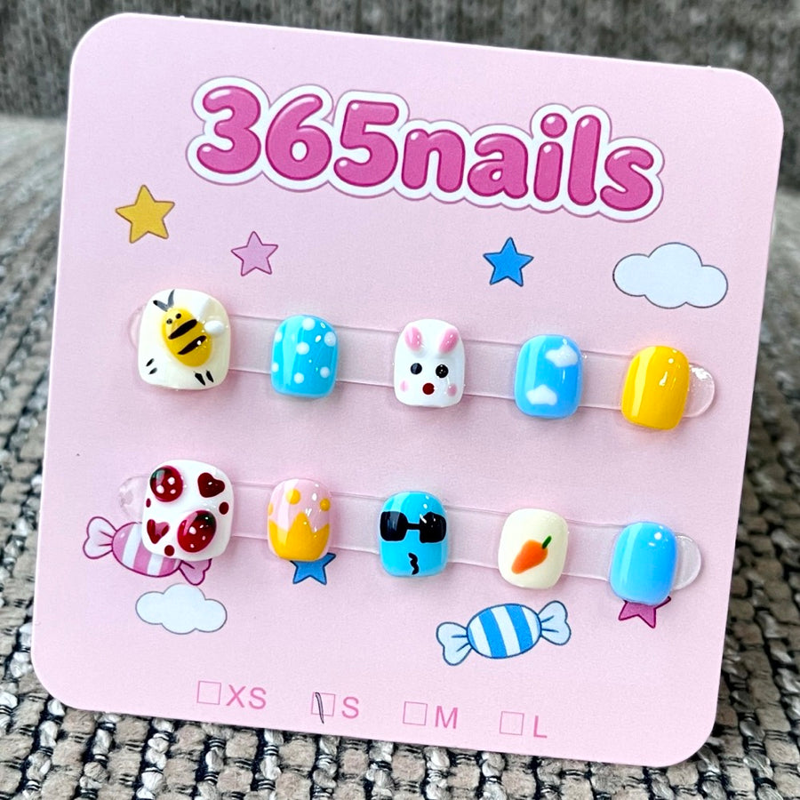 365nails: "장난스러운 친구들" – 3D 동물 캐릭터 수제 숏 스퀘어형 프레스온 네일