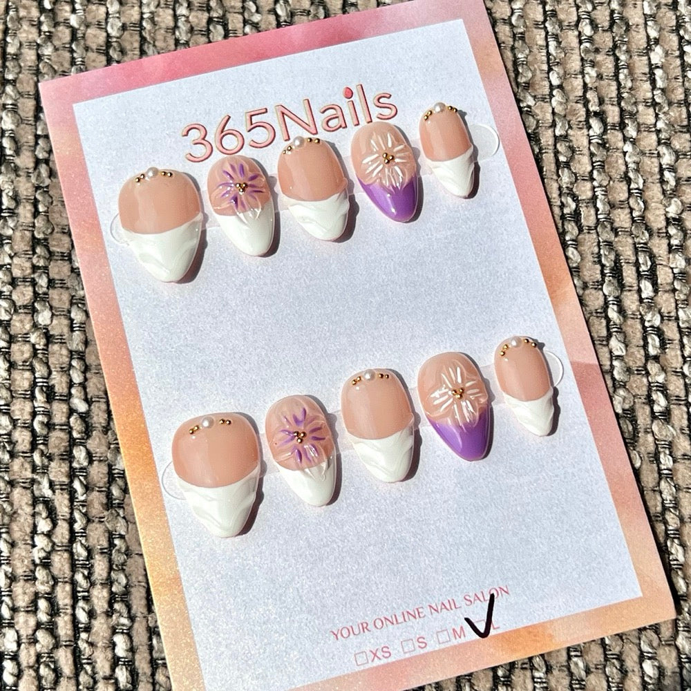 365nails: "Nude Purple Flower 3D Wave Mix" – Handmade Short Almond Press-On Nails
