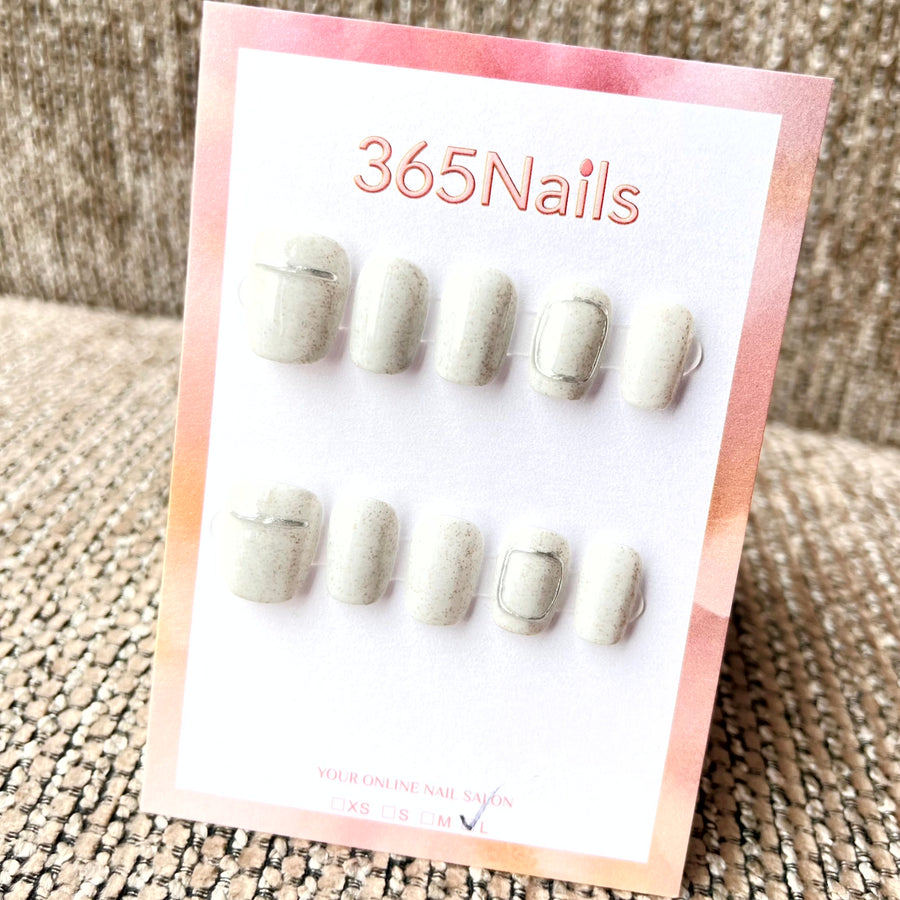 365nails: "極簡石紋" – 手繪線條手工製短款方形穿戴甲
