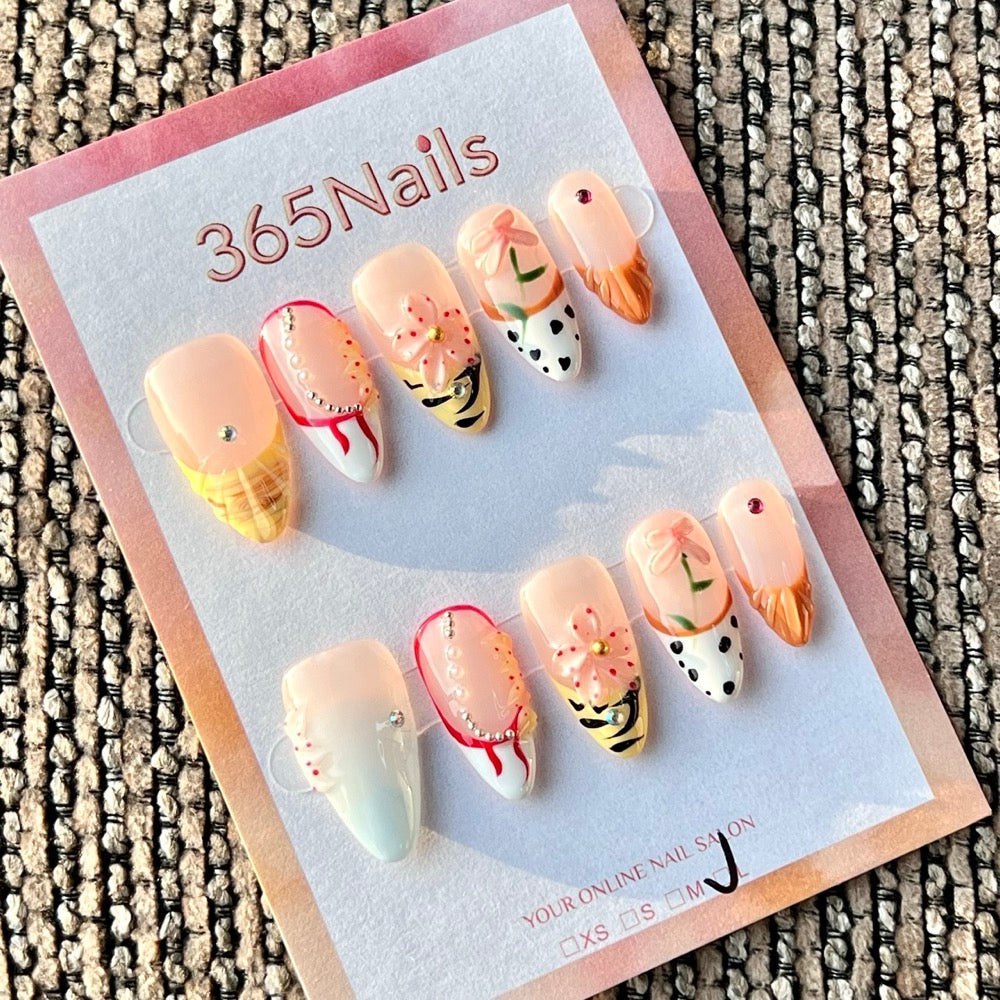 365nails: "Sweet Dessert Sakura Mix" – Unhas Postiças Stiletto Médias Feitas à Mão