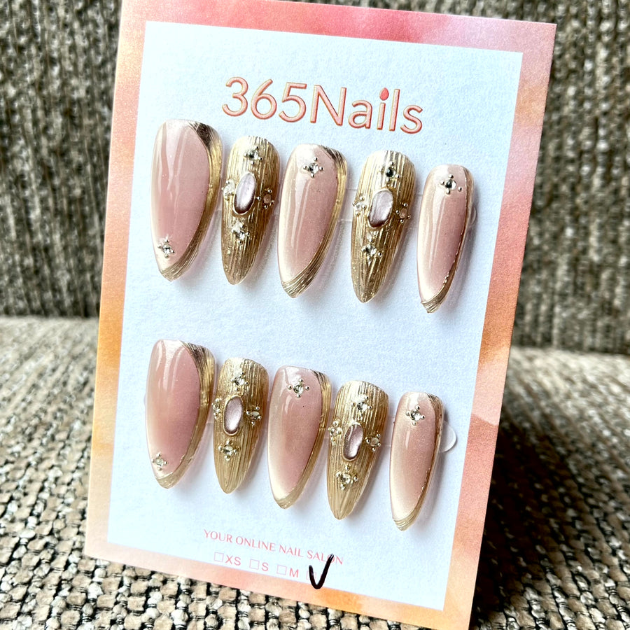 365nails: "Gilded Opulence" – 3D Baroque & Pearl Handmade Press on Nails Medium Almond Nails