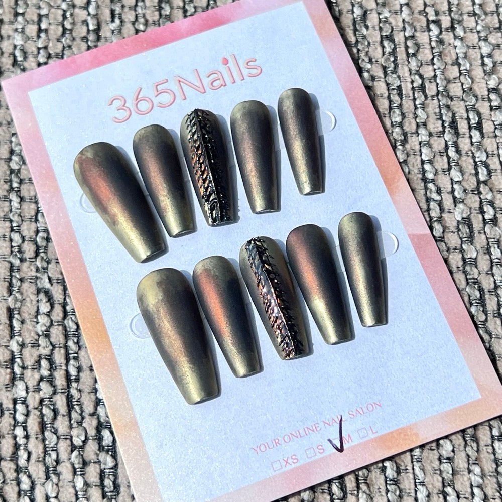365nails: 빈티지 브론즈 체인 – 수제 스틸레토형 프레스온 네일