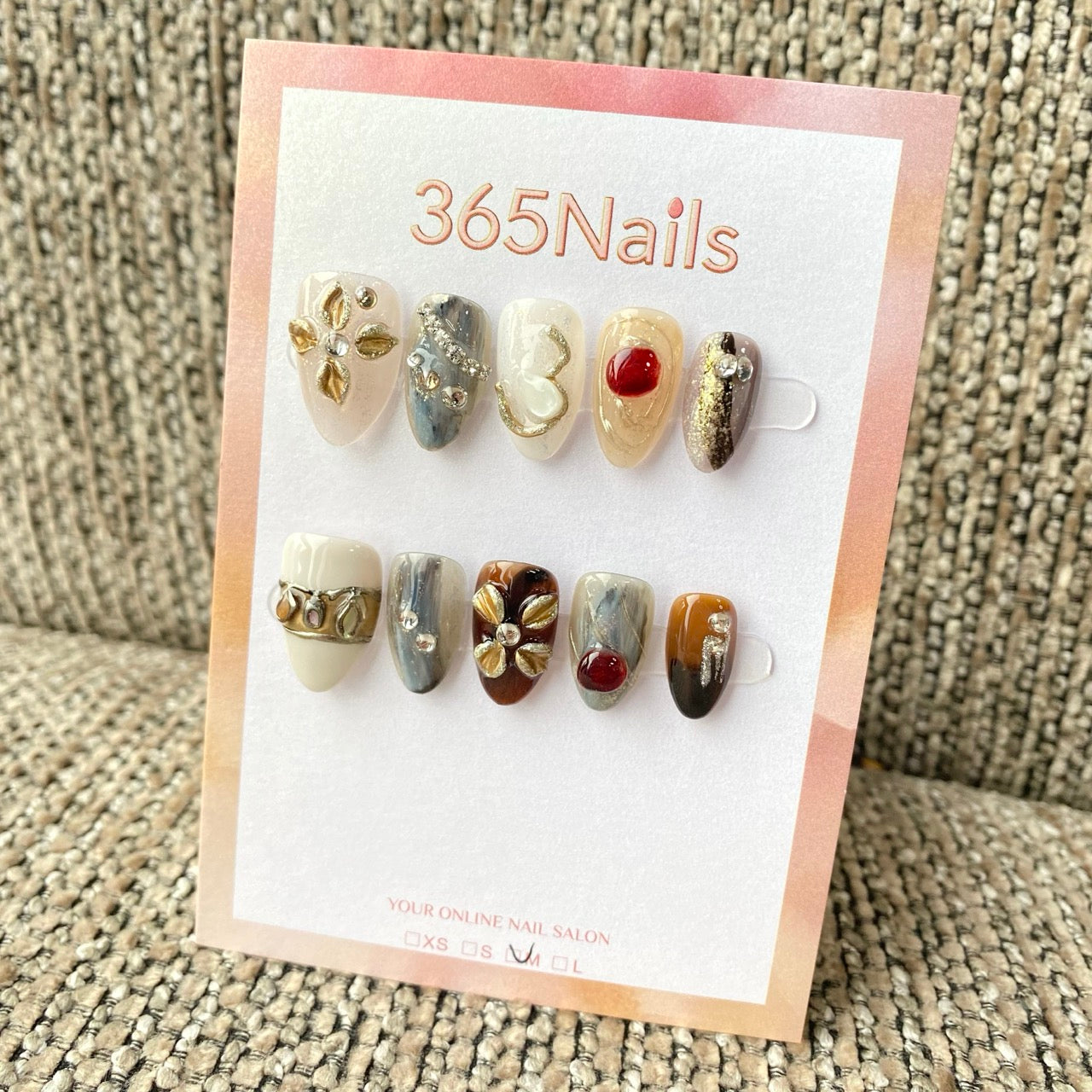 365nails: "Vintage Brown Gold 3D Flower Gemstone" – handmade press-on nail