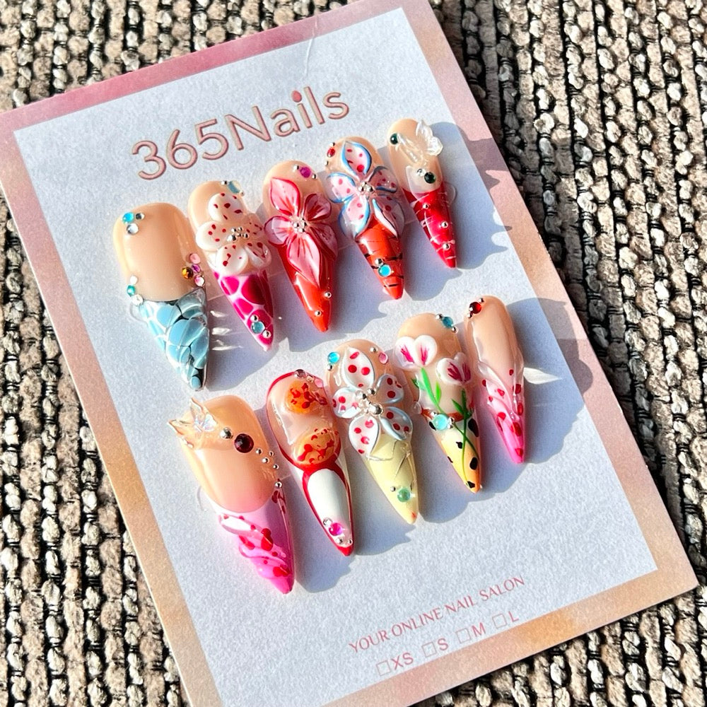 365nails: "Nude Floral Art" – Handmade Medium Stiletto Press-On Nails