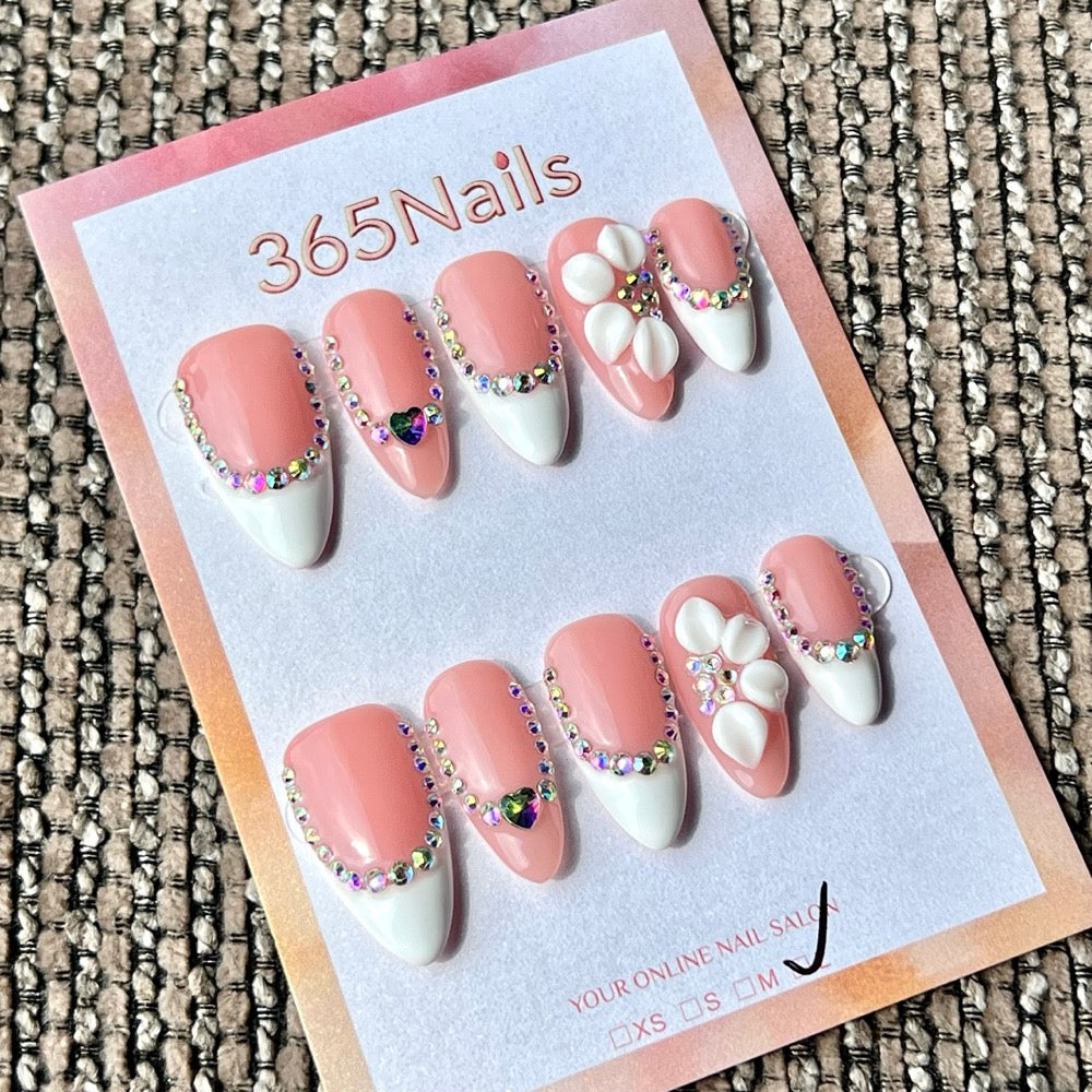 365nails: "Pink White Flower Rhinestone Heart" – Handmade Medium Stiletto Press-On Nails