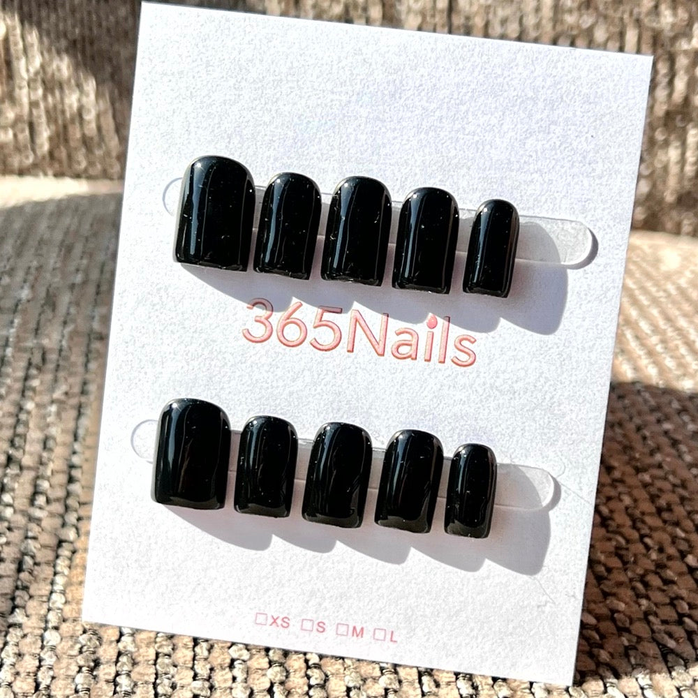 "Preto Meia-Noite" - Unhas Postiças Sólidas Artesanais (8 Formatos Disponíveis)