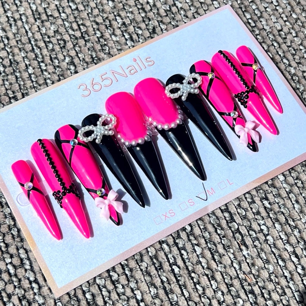 365nails: "哥德系俏麗" – 3D 蝴蝶結與蕾絲 手工製 尖形 穿戴甲