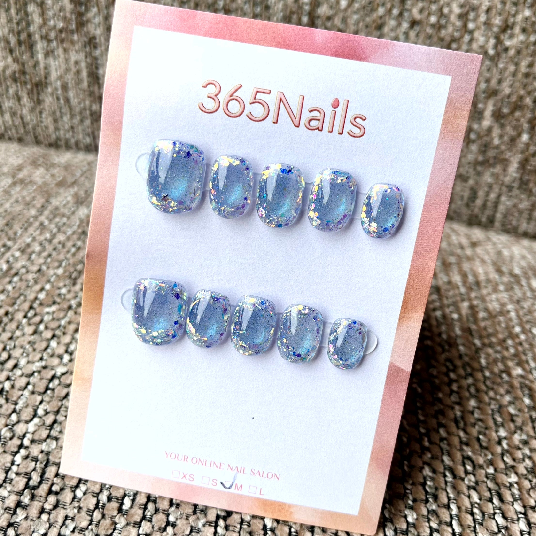 365nails: "Sapphire Tears" – Iridescent Cat Eye & Glass Bead Handmade Short Oval Nails