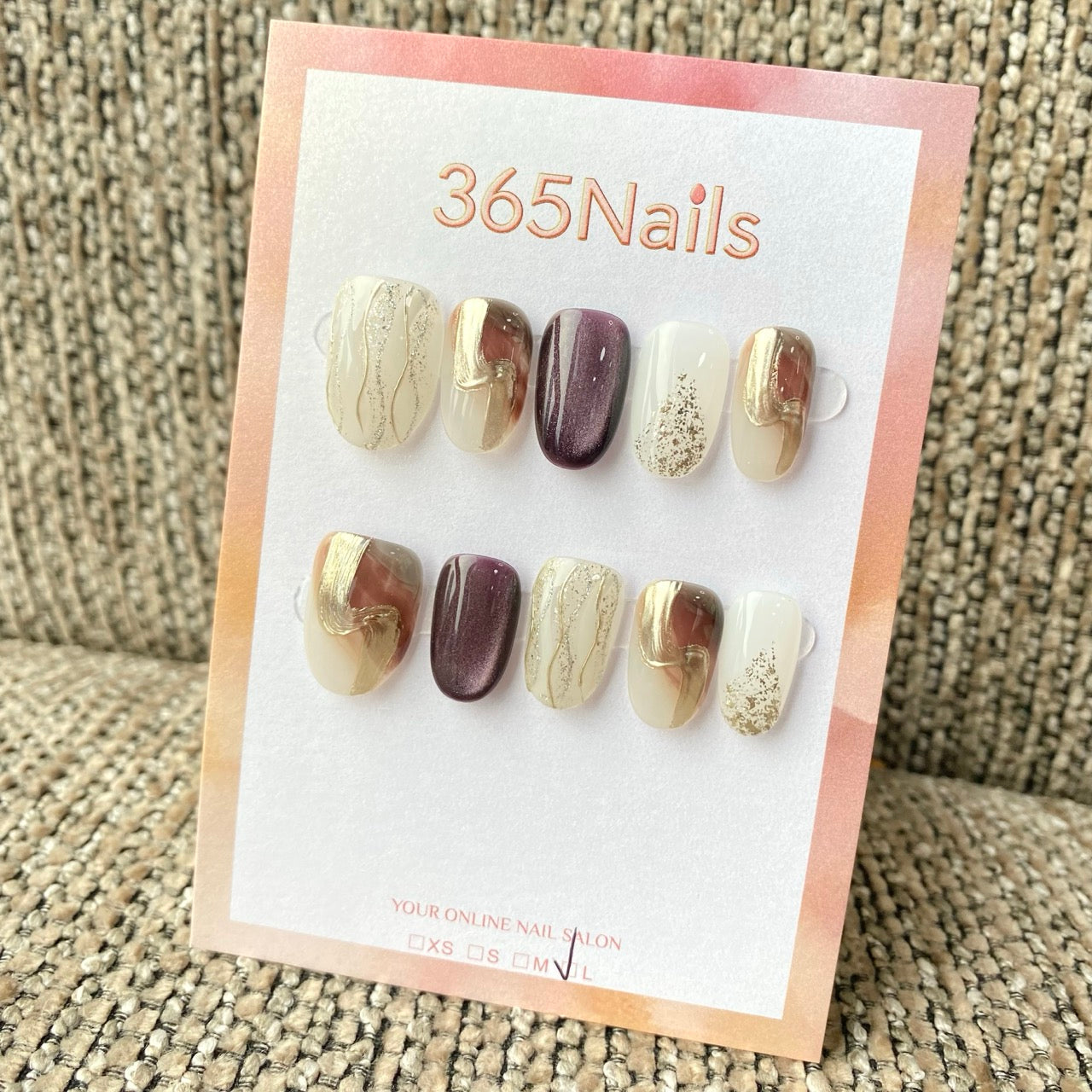365nails: "Plum Gold Cat Eye Glitter" – handmade press-on nail