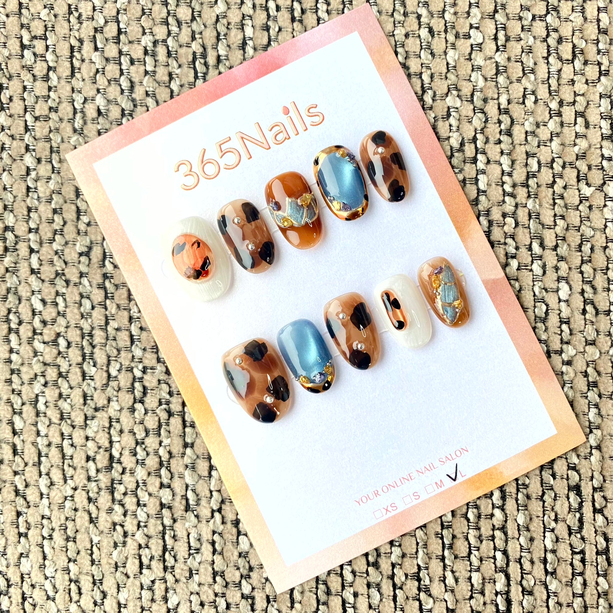365nails: "Wild Sapphire Leopard" – Tortoiseshell Print & Blue Cat-Eye Handmade Squoval Nails