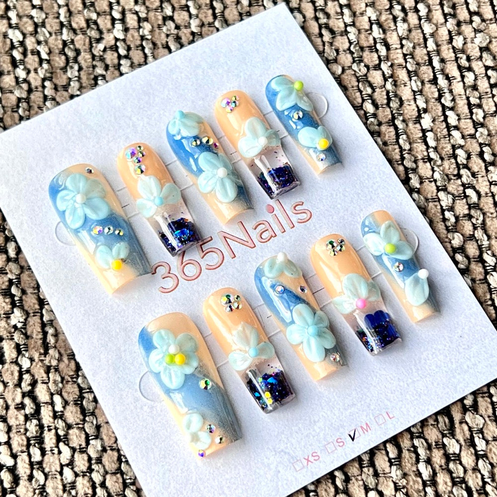 365nails: "Sky Blue Daisy Bloom" – Handmade Liquid Motion Press-On Medium Square Nails-3cm