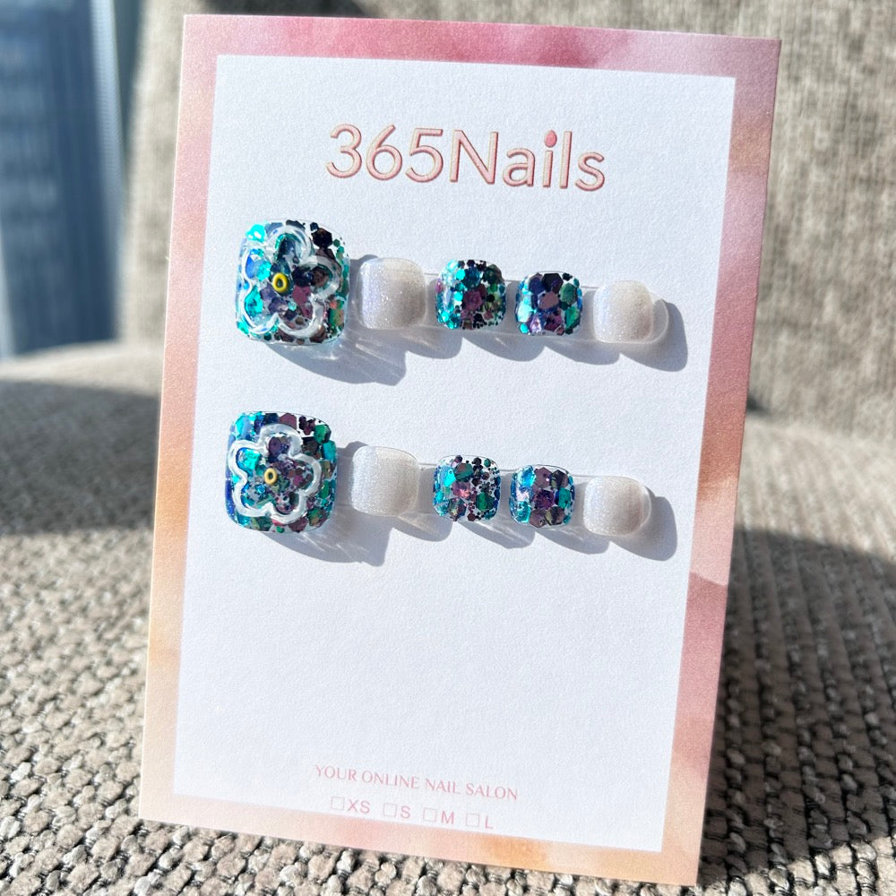 365nails: "galaxy glitter flower" – handmade press-on toenails / pedicure