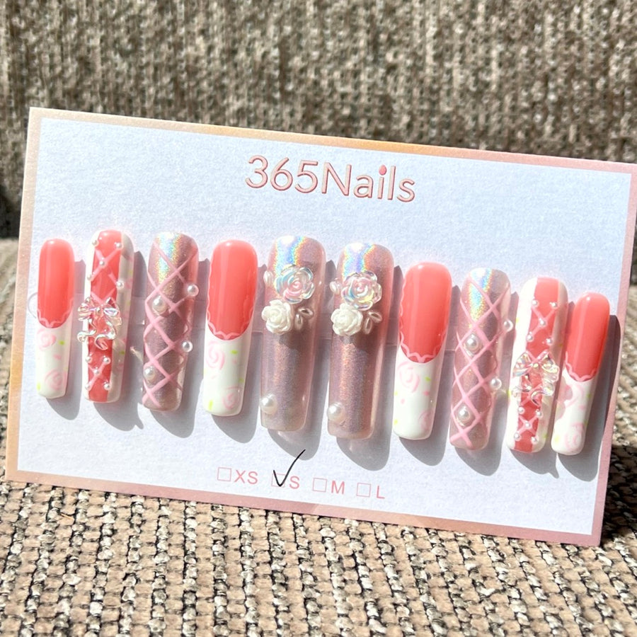 365nails: "장미 정원" – 3D 꽃·프렌치 팁 수제 코핀형 네일