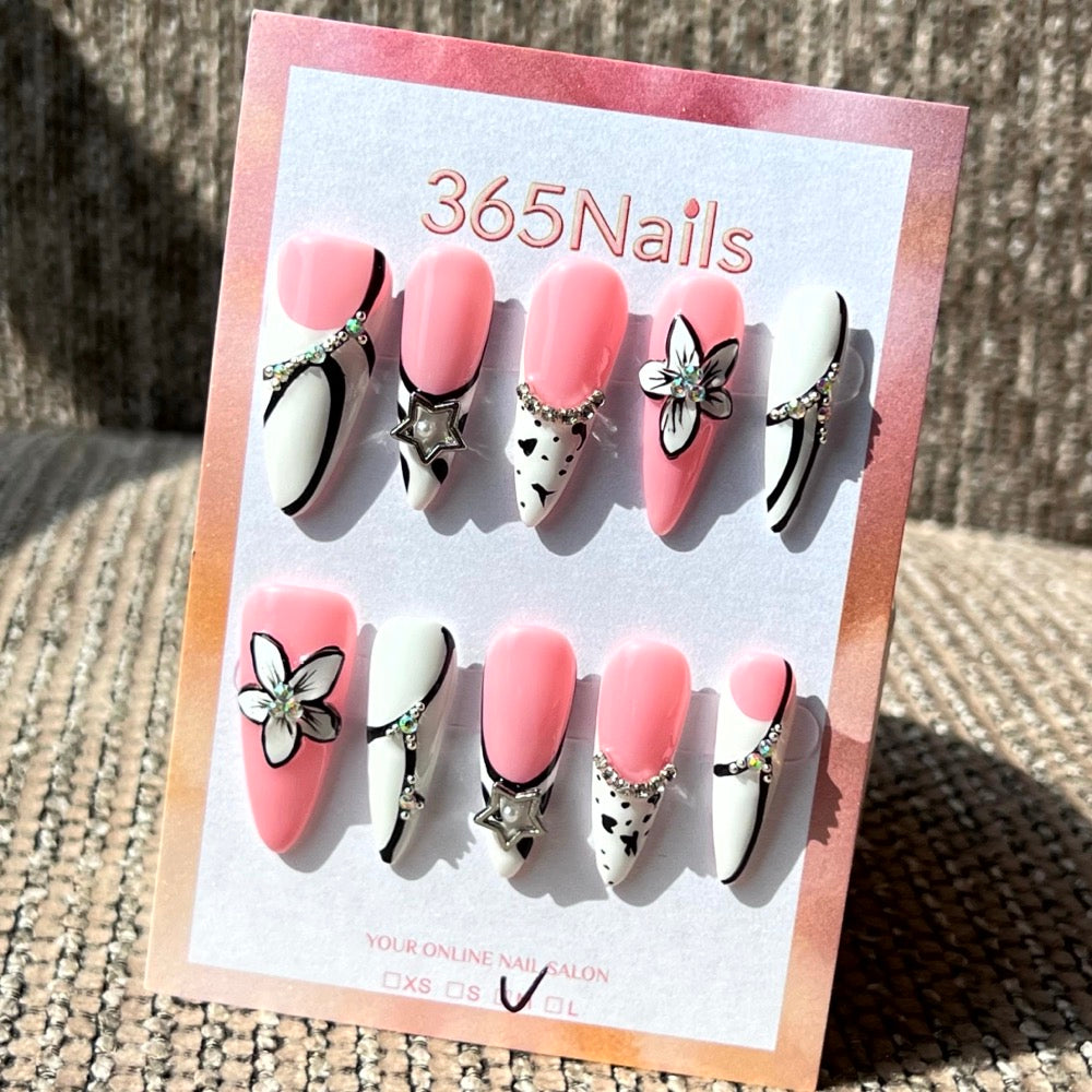 365nails: "한밤의 꽃" – 3D 나비 & 라인스톤 수제 스틸레토형 프레스온 네일