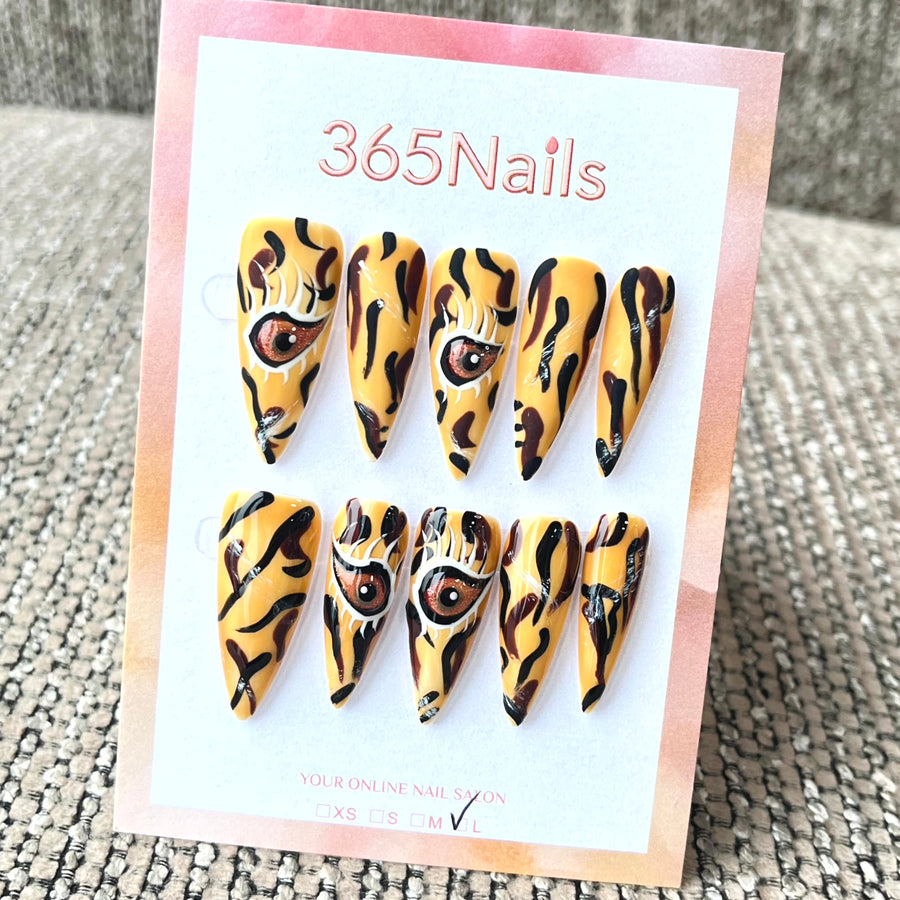 365nails: "Safari Gaze" – 3D Eye & Tiger Stripe Handmade Stiletto Nails