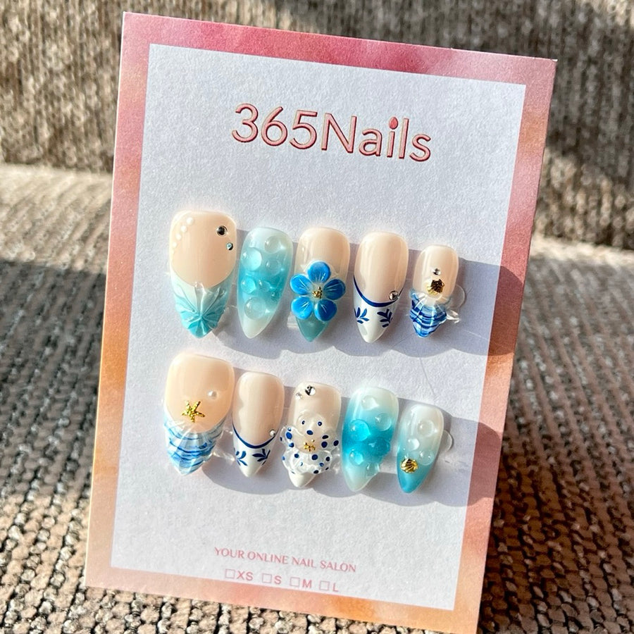 365nails: "Ocean Blue Bubble Flower" – Handmade Medium Almond Press-On Nails