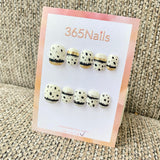 365nails: "Dalmatian Spot Gold Short" – handmade press-on nail