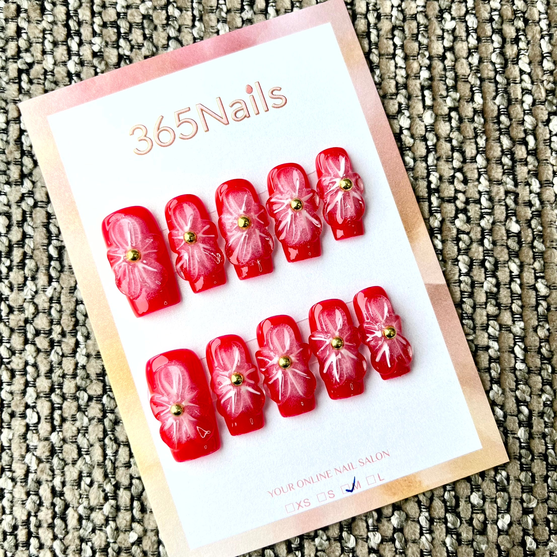 Floraison écarlate : "Lys Rubis" – Ongles press-on forme coffin longs