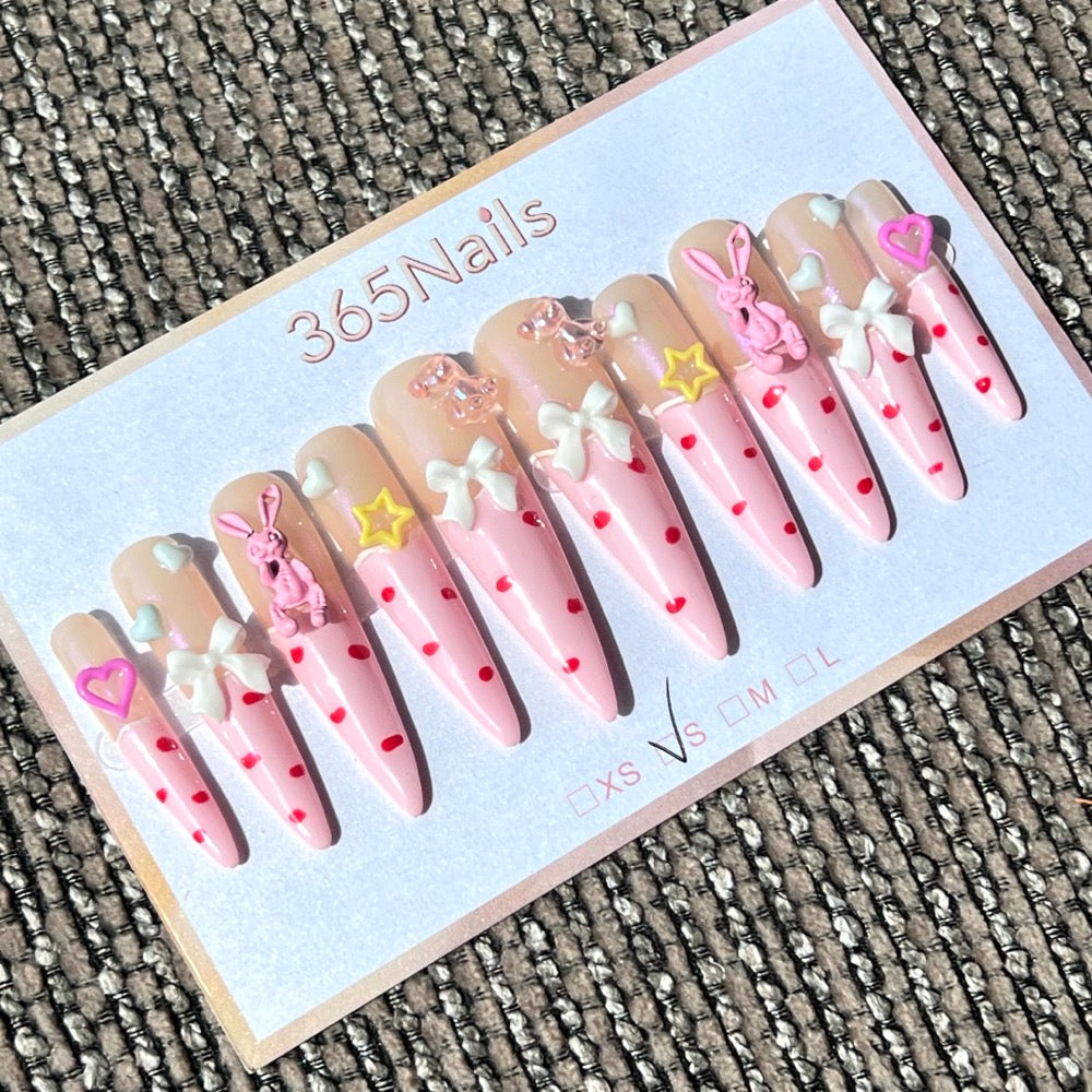 365nails: '스윗 버니' – 3D 토끼 & 하트 수제 롱 코핀형 네일