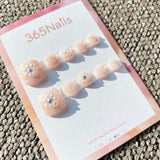 365nails: "nude pearl floral" – handmade press-on pedicure