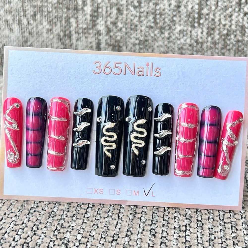 365nails: "Venom & Lace" – 3D Snake Handmade Coffin Nails