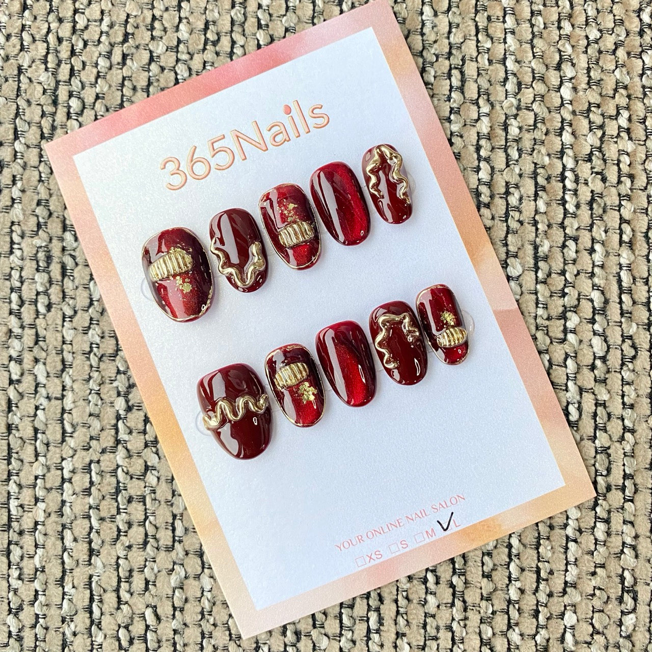 365nails: "Burgundy Gold 3D Texture Cat Eye" – handmade press-on nail