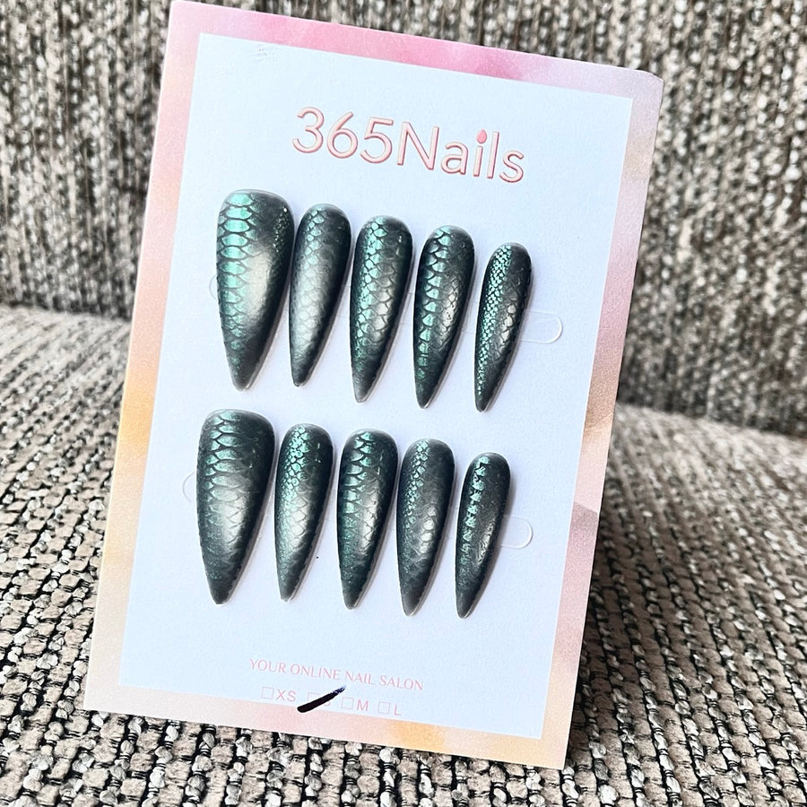 Iridescent Green Scale Stiletto Press-On Nails